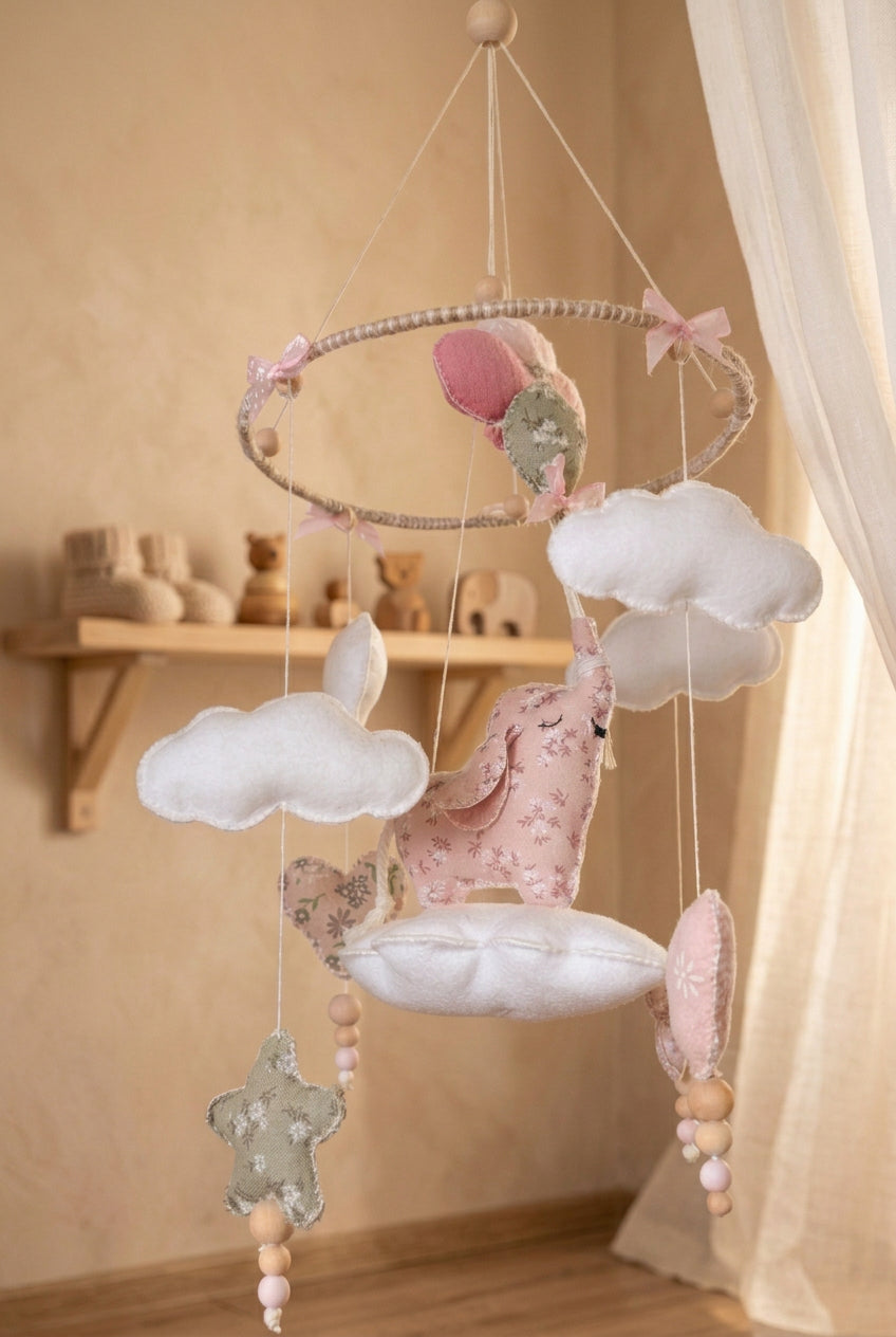 Giostrina da Appendere con Elefantino Rosa, Nuvole e Stelle