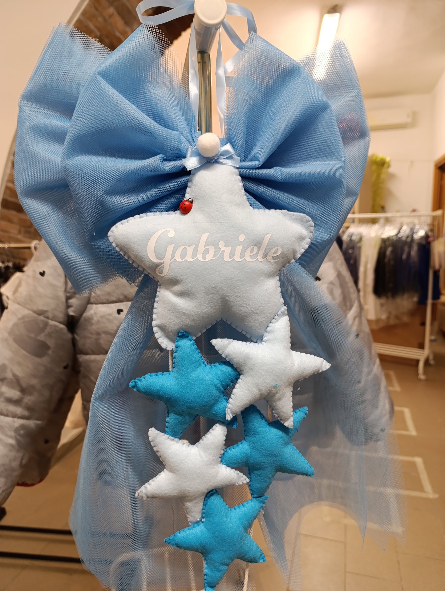 Doppio Fiocco in Tulle con Cascata di Stelle Handmade - Monello