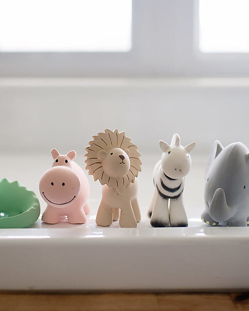 3-in-1 Sonaglio Leone, Massaggiagengive, Gioco da Bagno, My First Zoo - 100% Caucciù Naturale