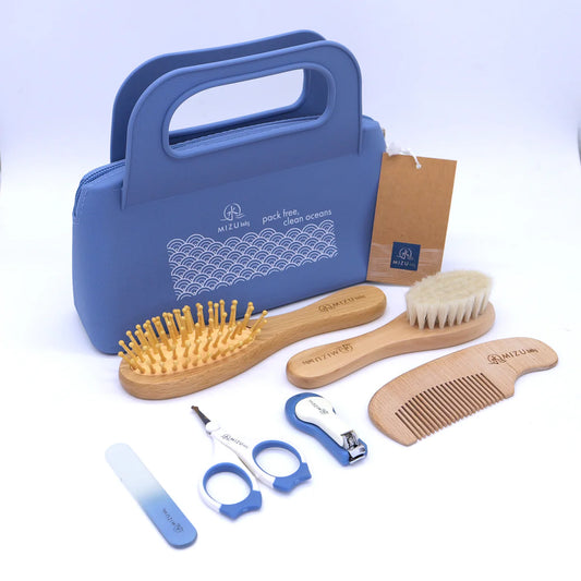 POCHETTE IN SILICONE CON KIT IGIENE BLU-MAMI- MIZU BABY