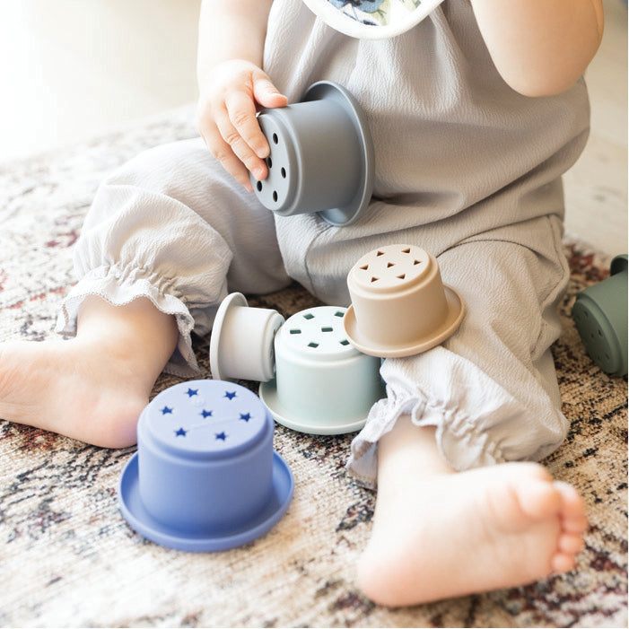 Bicchierini Impilabili Silicone - Tiny Twinkle | Gioco Educativo Neonato BPA Free