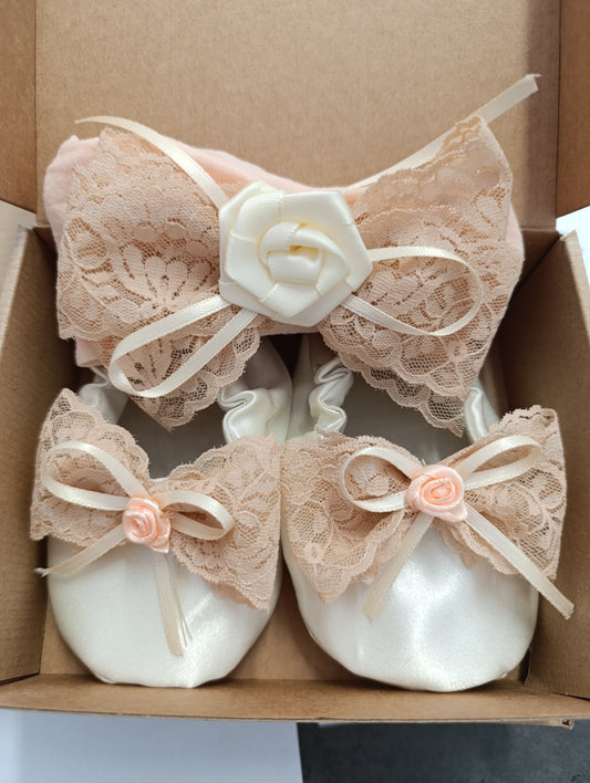 Scarpine e Fascia Battesimo Personalizzabili - Raso e Pizzo Fatto a Mano
